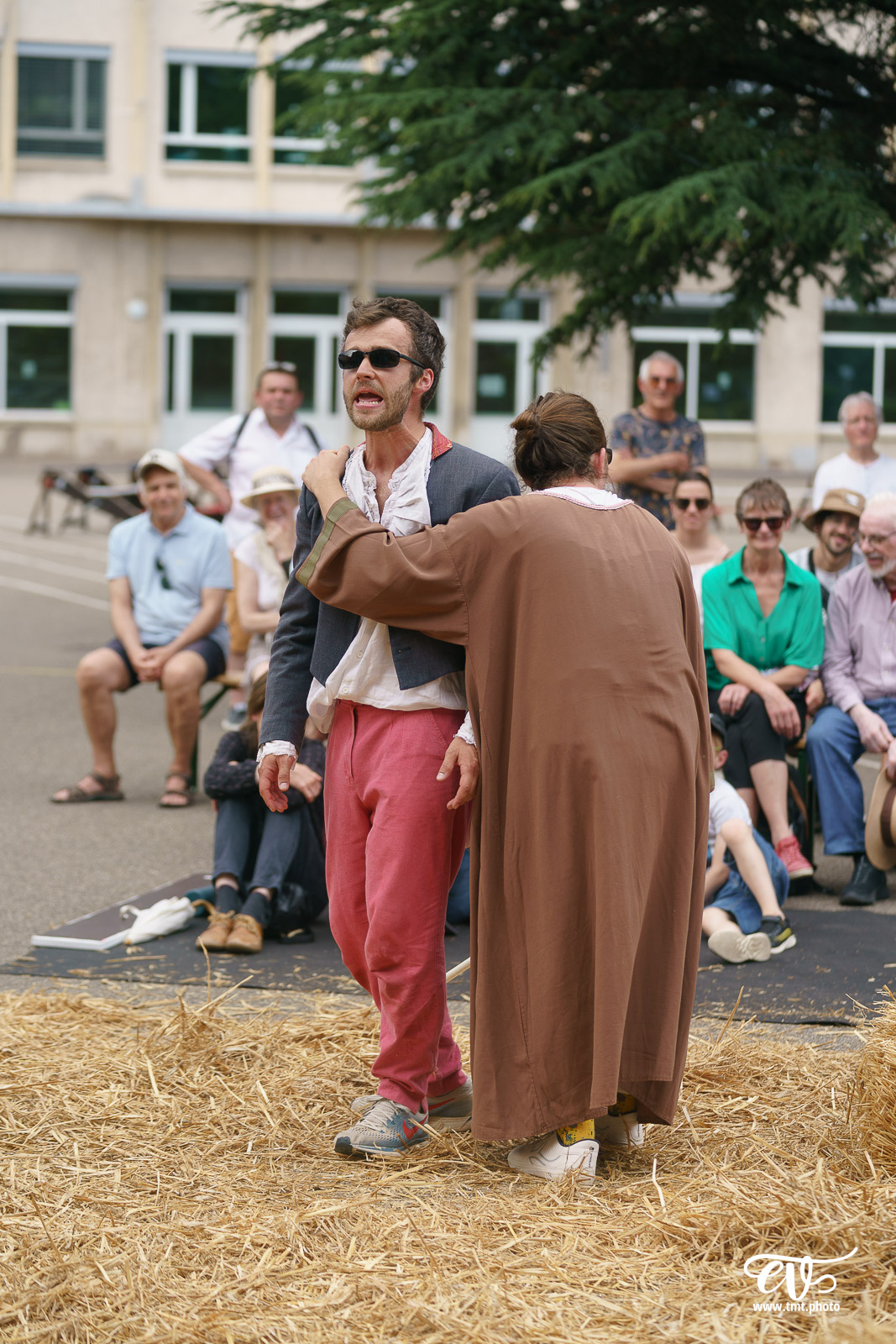 LE MARIAGE FORCÉ (DE MOLIÈRE) - CIE 800 LITRES DE PAILLE)